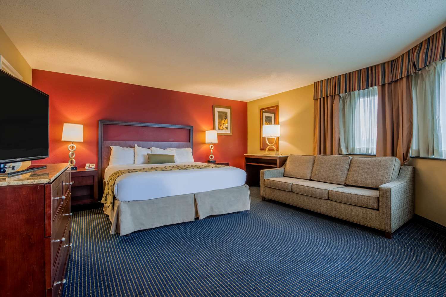APM Inn and Suites 9/39