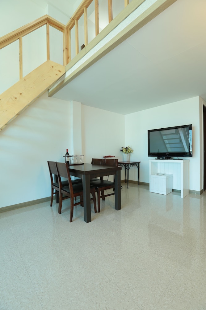 Seaview Pension 47/62
