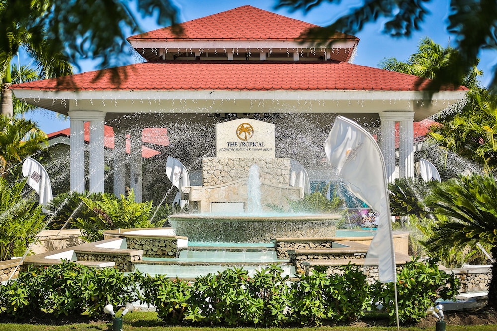 Lifestyle Tropical Beach Resort & Spa in PUERTO PLATA