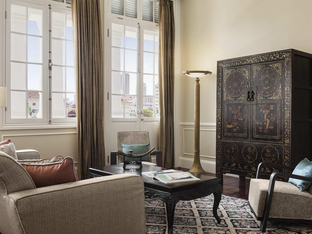 Raffles Hotel Le Royal 58/78