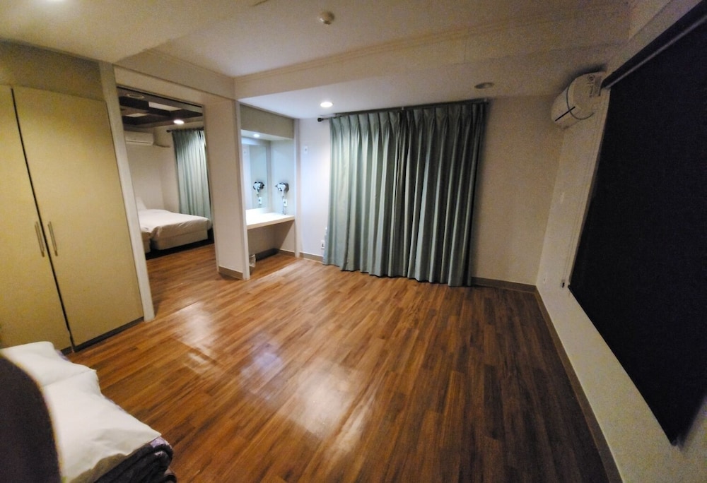 Navis Hotel & Pension 26/41