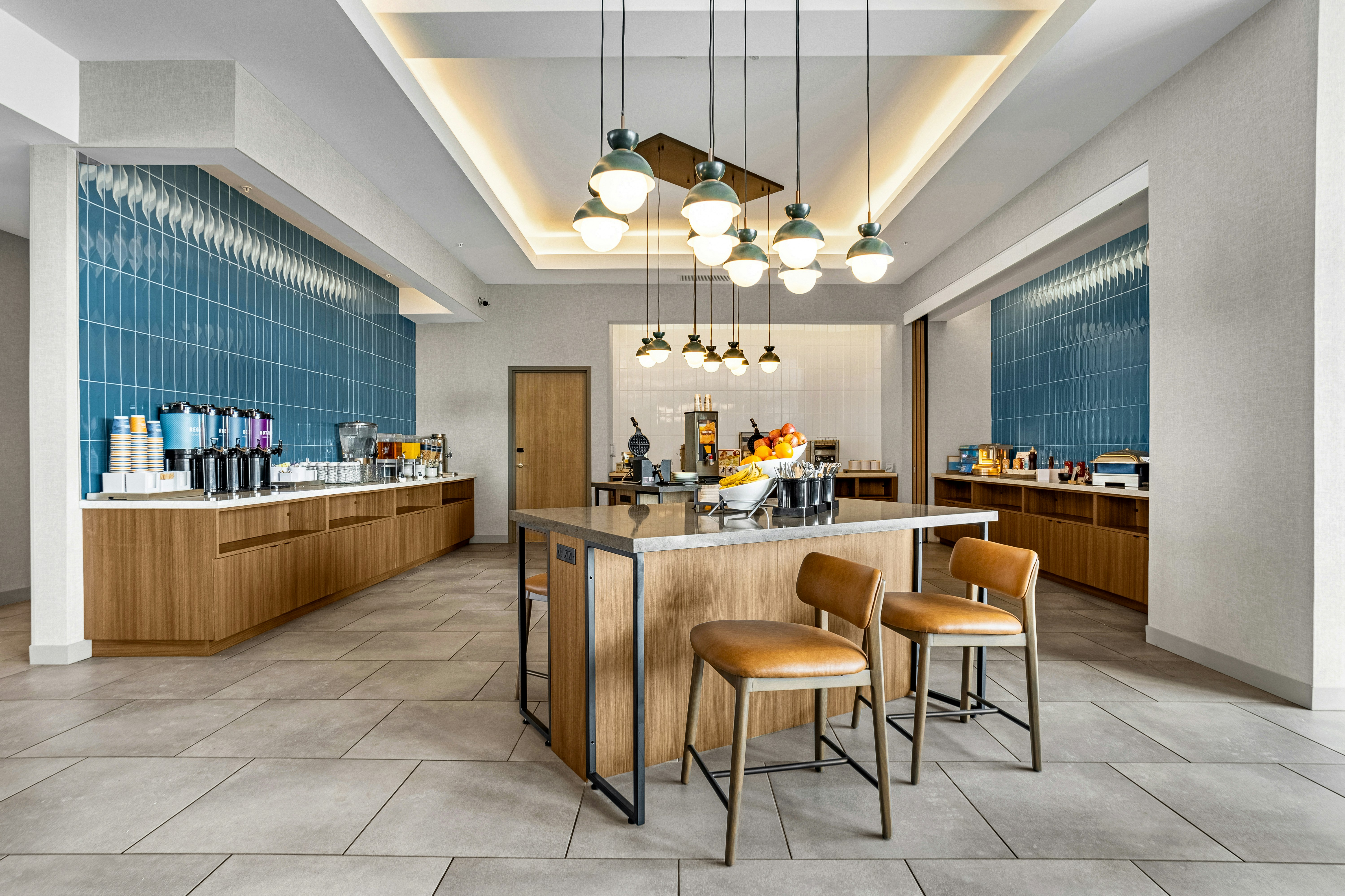 Homewood Suites by Hilton Colorado Springs Airport 27/28
