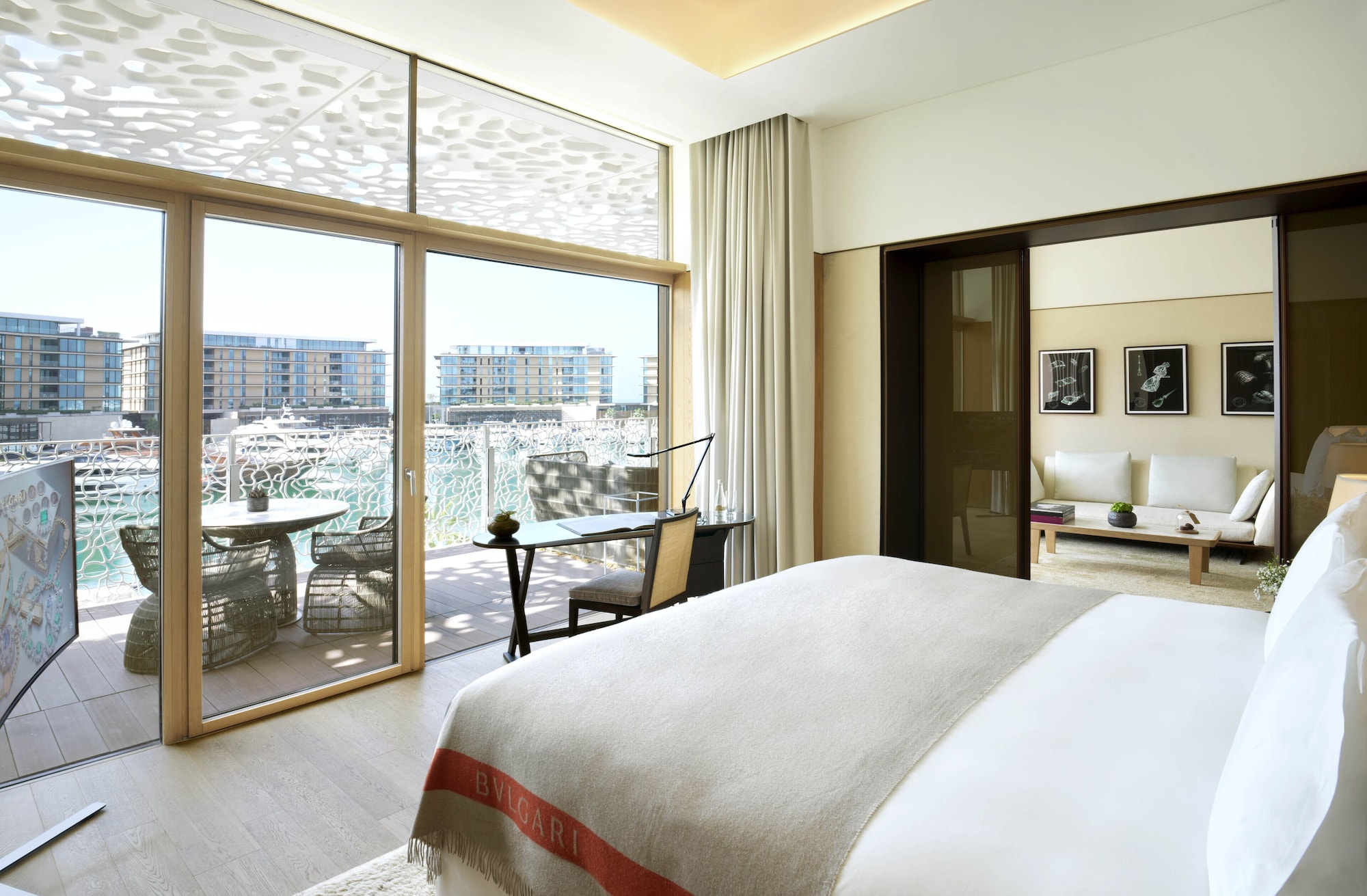 1 BEDROOM, JUNIOR SUITE, BALCONY