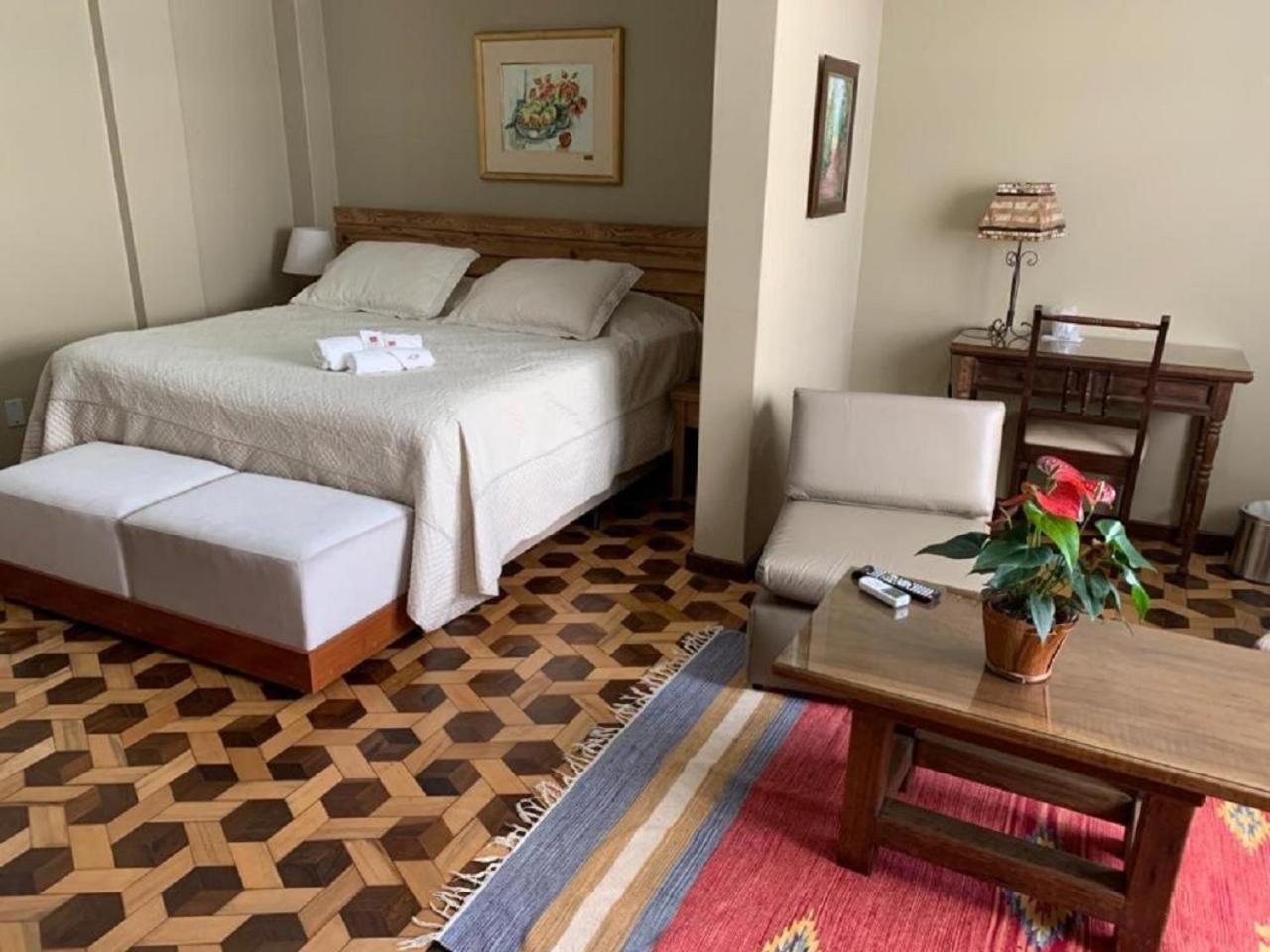Hotel San Rafael 18/50