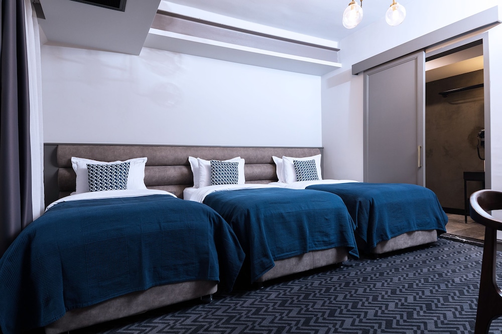 Nabu Hotel 21/69