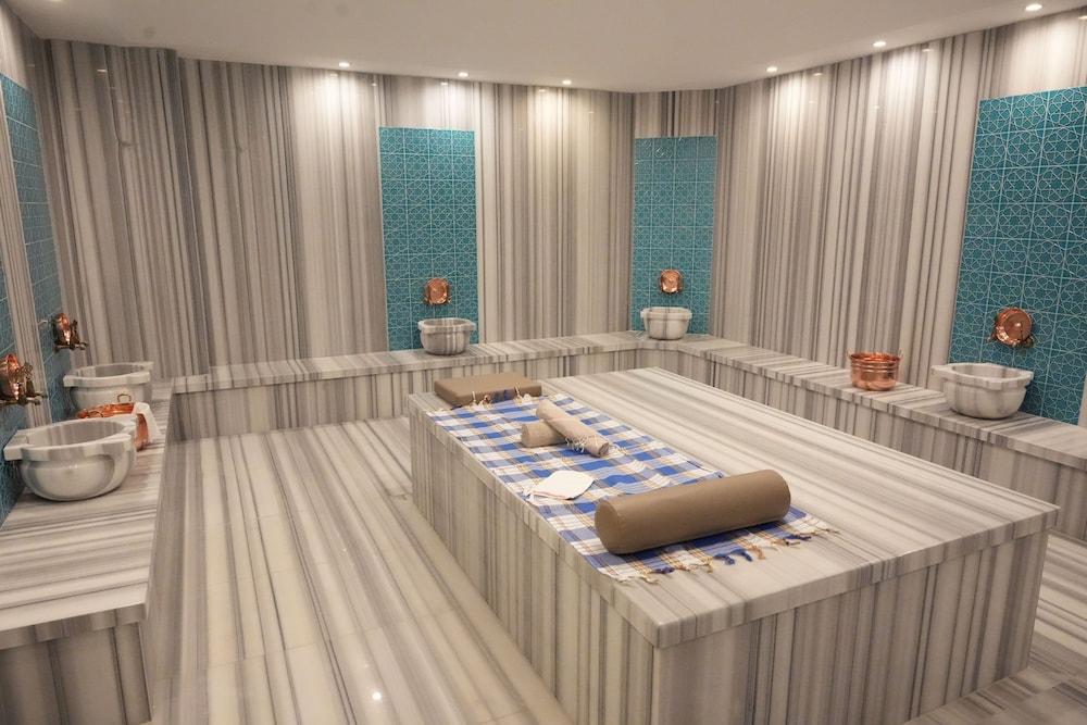 Radisson Hotel Mersin 20/48