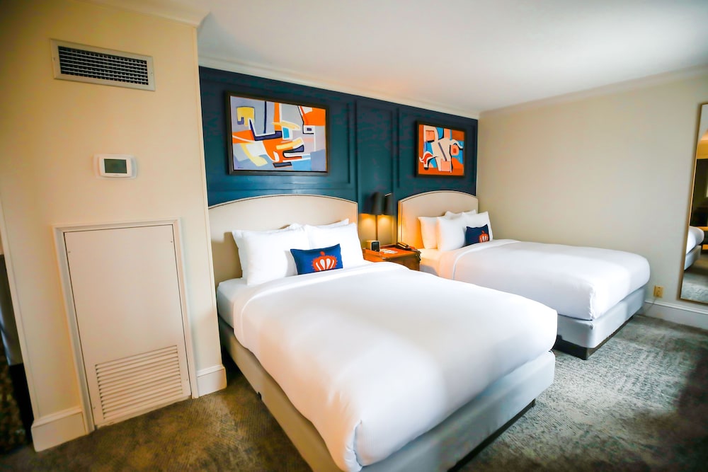 Room, 2 Queen Beds