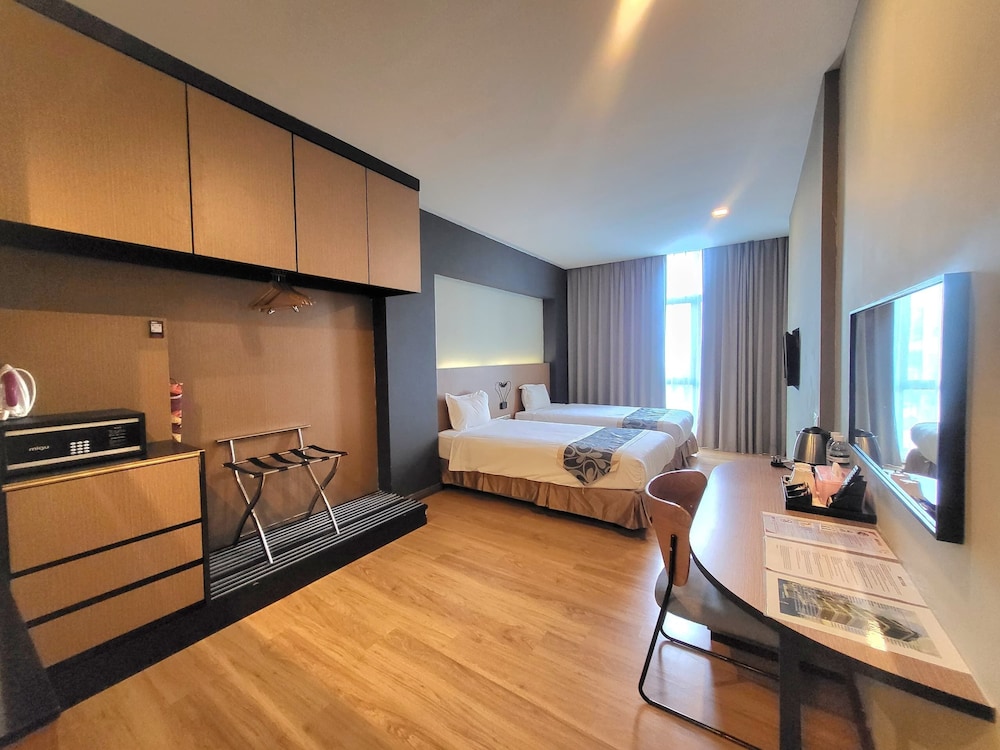 Roxy Hotel Apartment 21/58