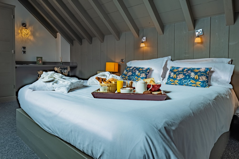 Duplex, Suite, Double Bed, 2 Sofa