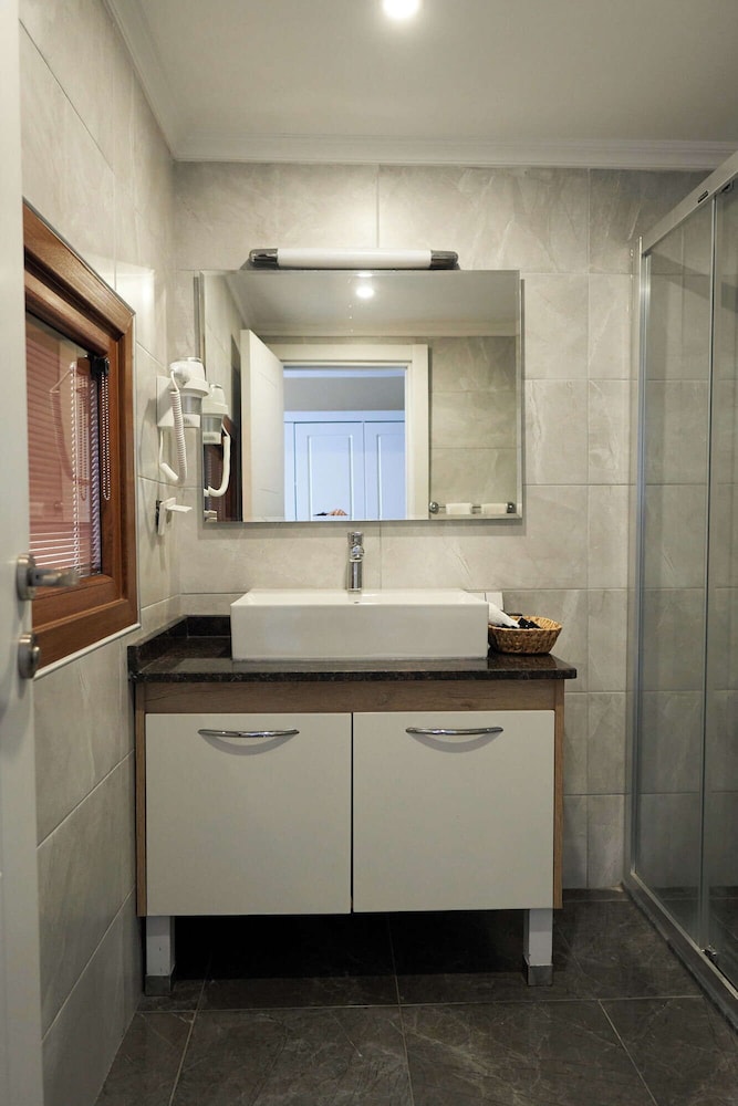 Phellos Suites 49/50