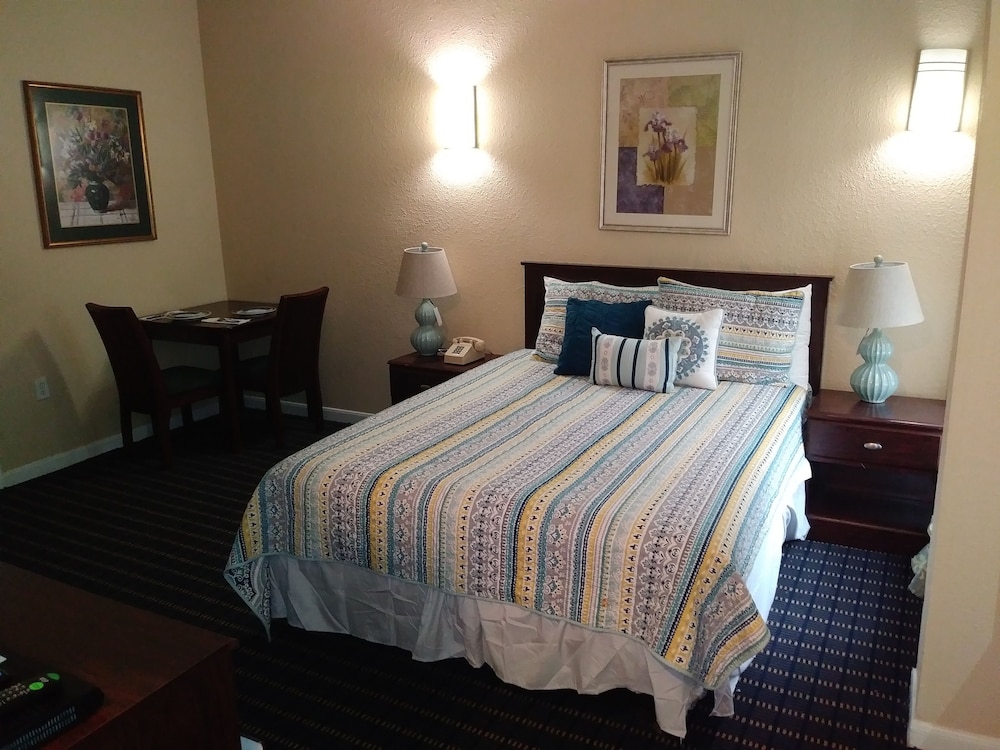 1 BEDROOM, EXECUTIVE