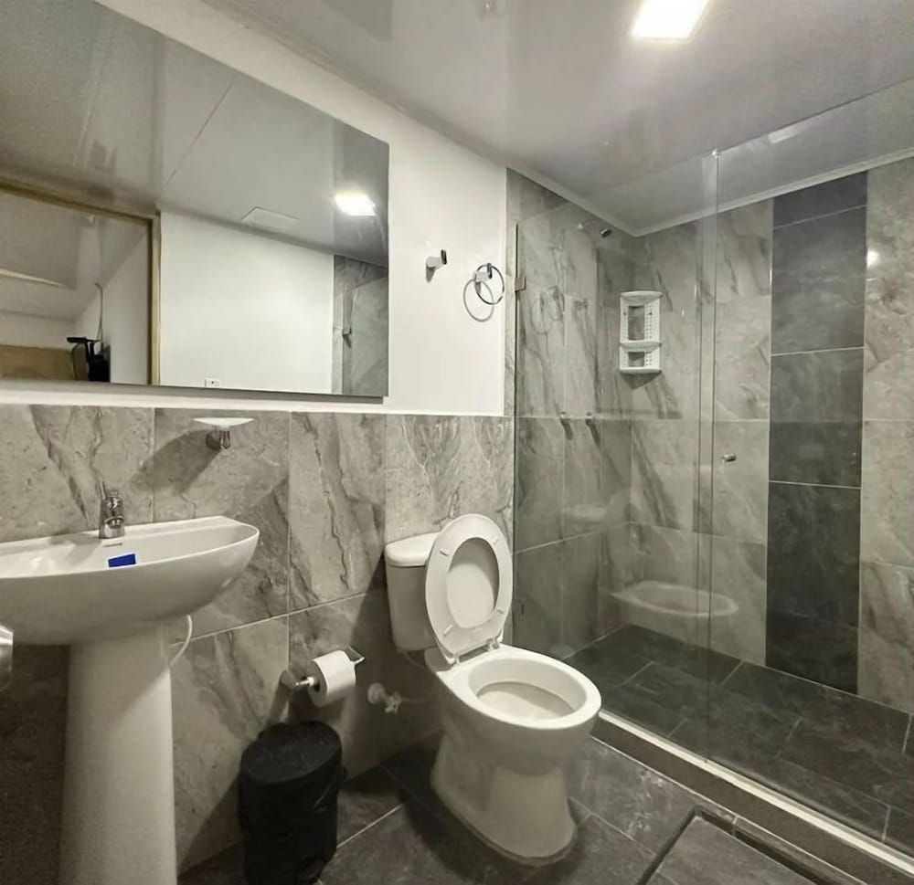 Hotel Nakama 45/50