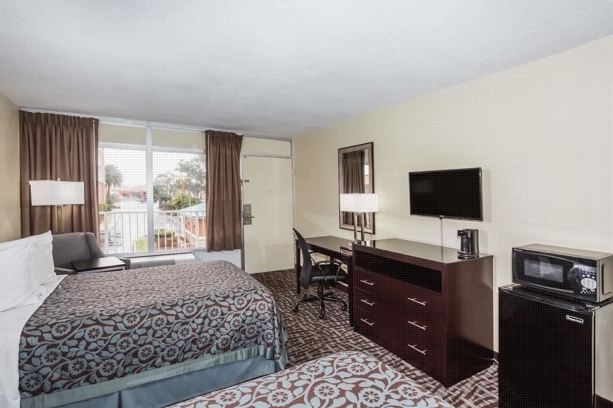 غرفة بسريرين مزدوجين، Days Inn By Wyndham Melbourne 4/6