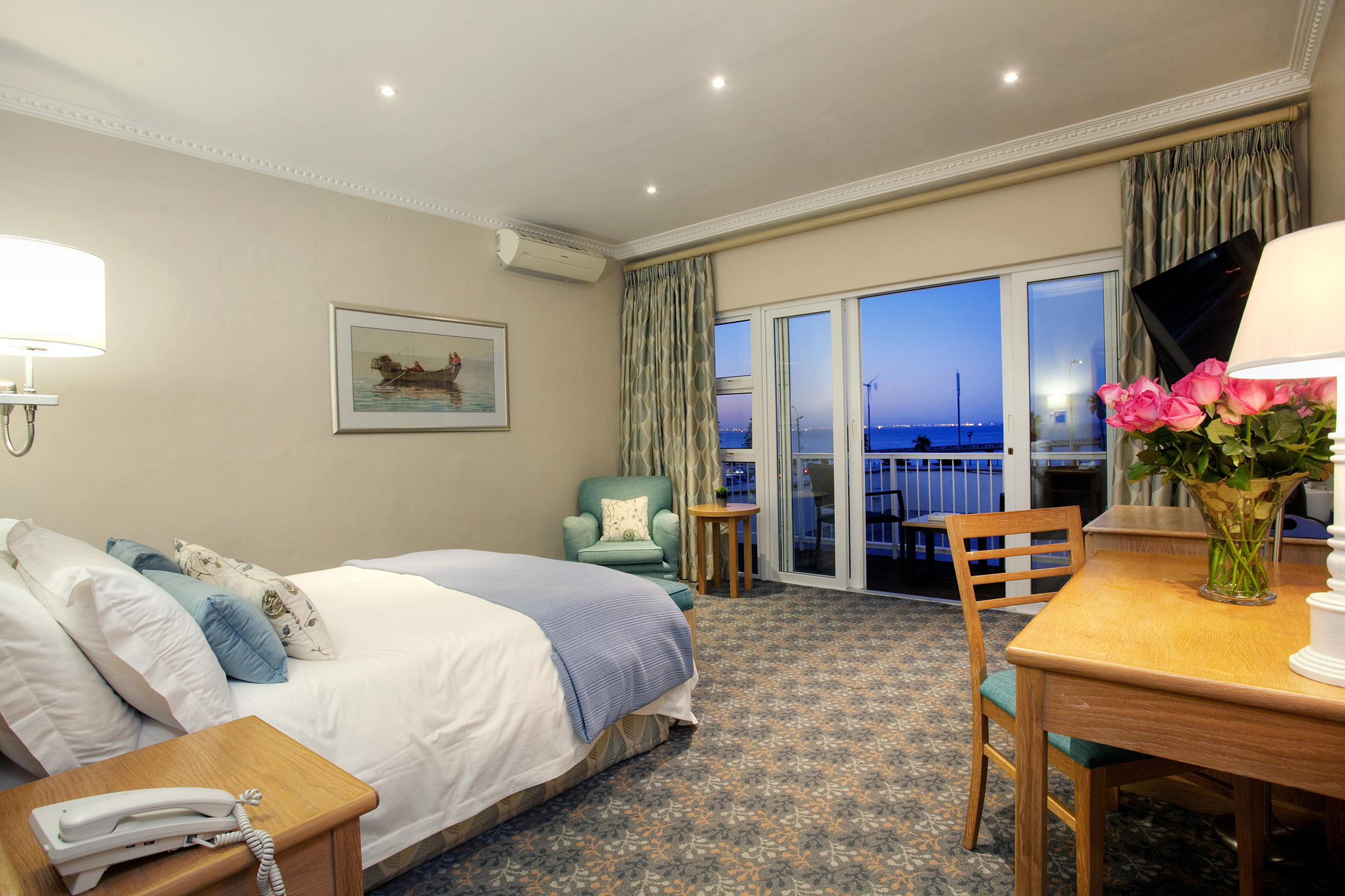 Front Sea Facing Room