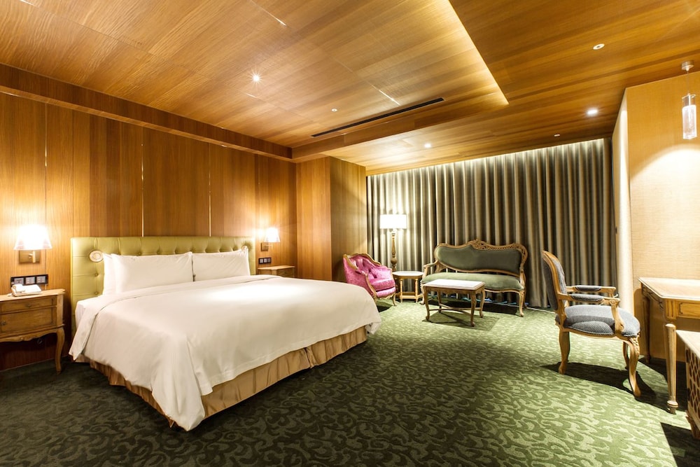 Inhouse Hotel Grand 22/65