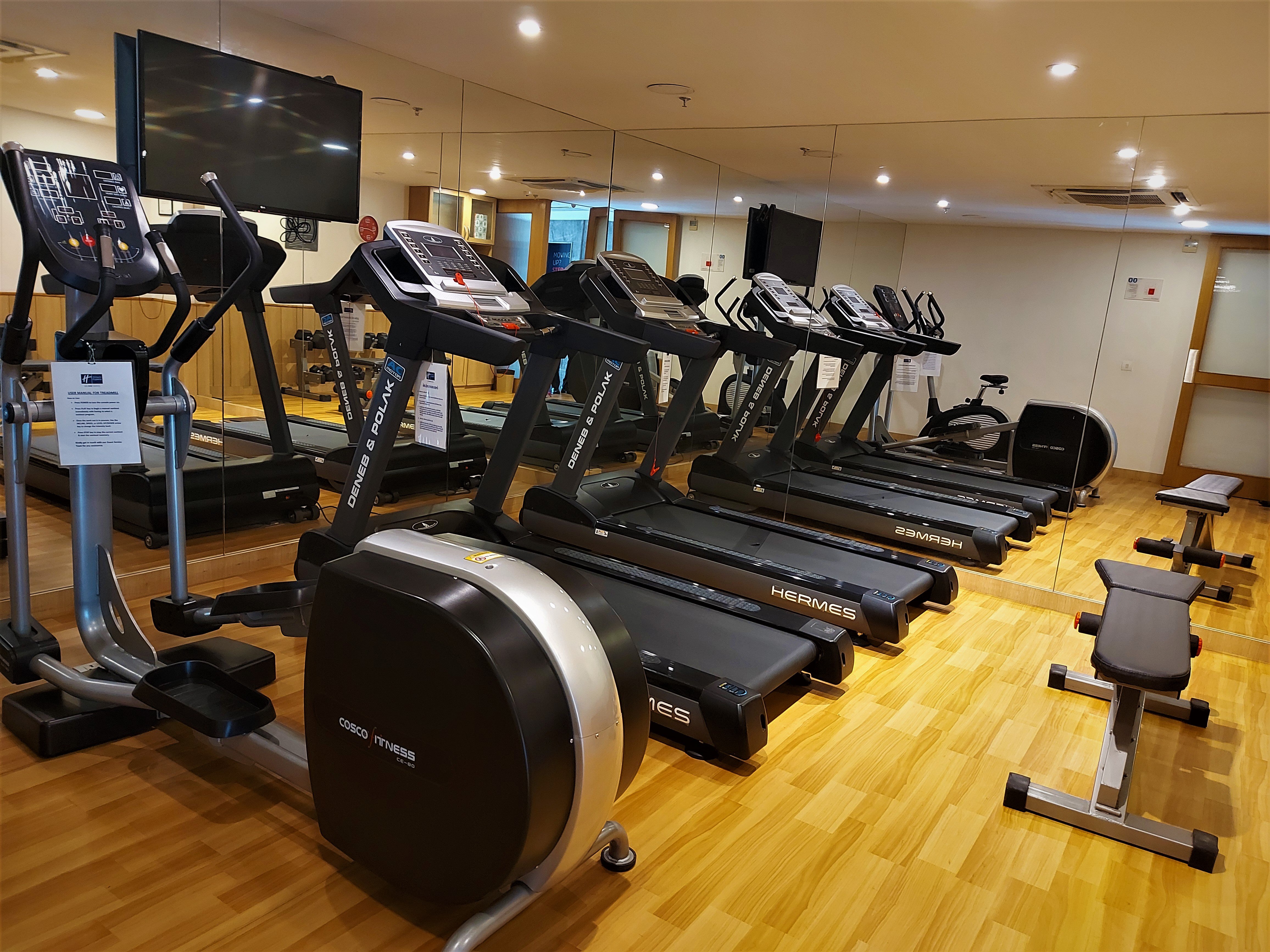 Holiday Inn Express Ahmedabad Prahlad Nagar 63/73