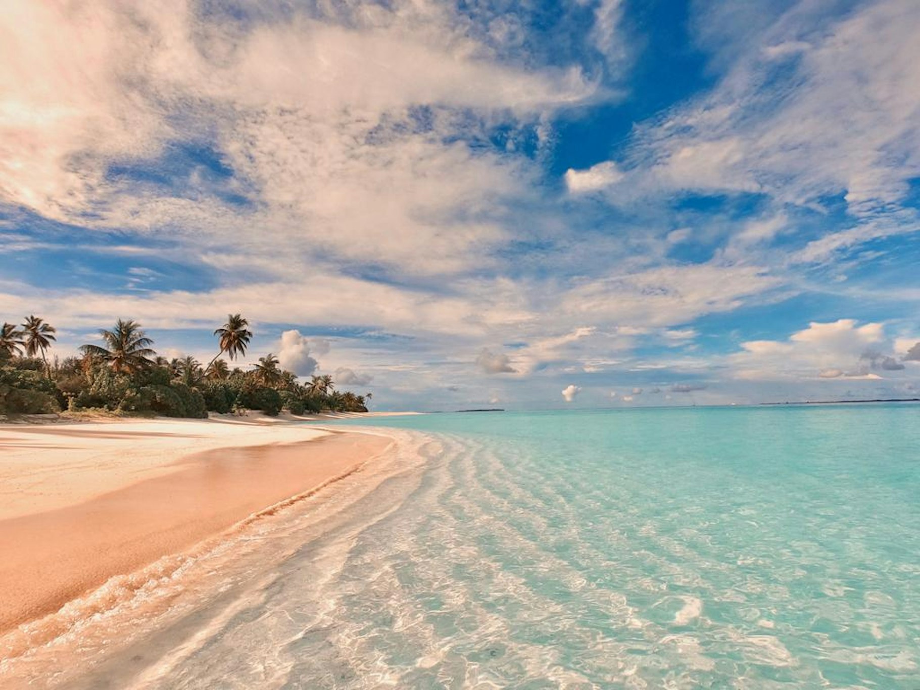 The Standard Huruvalhi Maldives 23/37