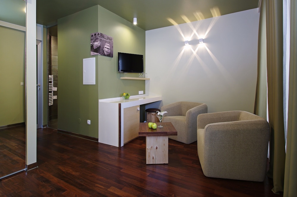 Boutique Hotel Bol 21/50