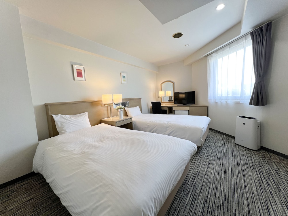 ROOM, TWIN BEDS, SMOKING
