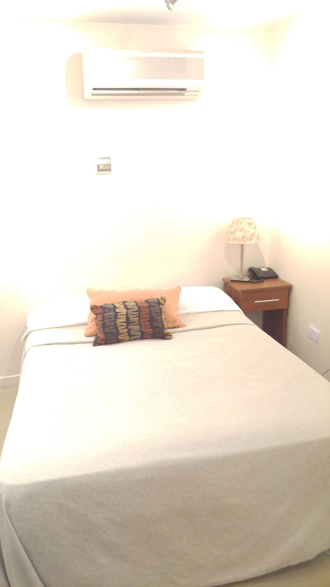 STANDARD, DOUBLE BED