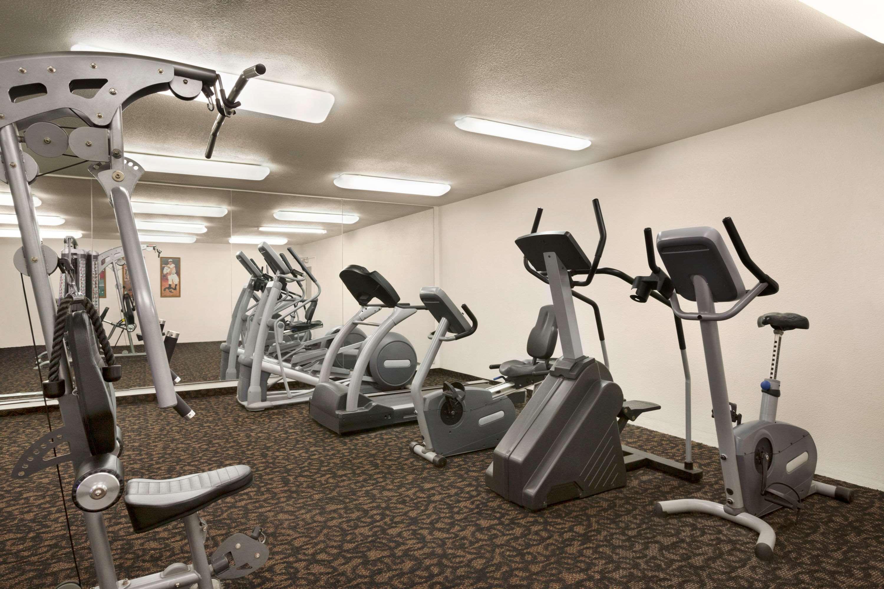 Travelodge By Wyndham Pecos 20/23