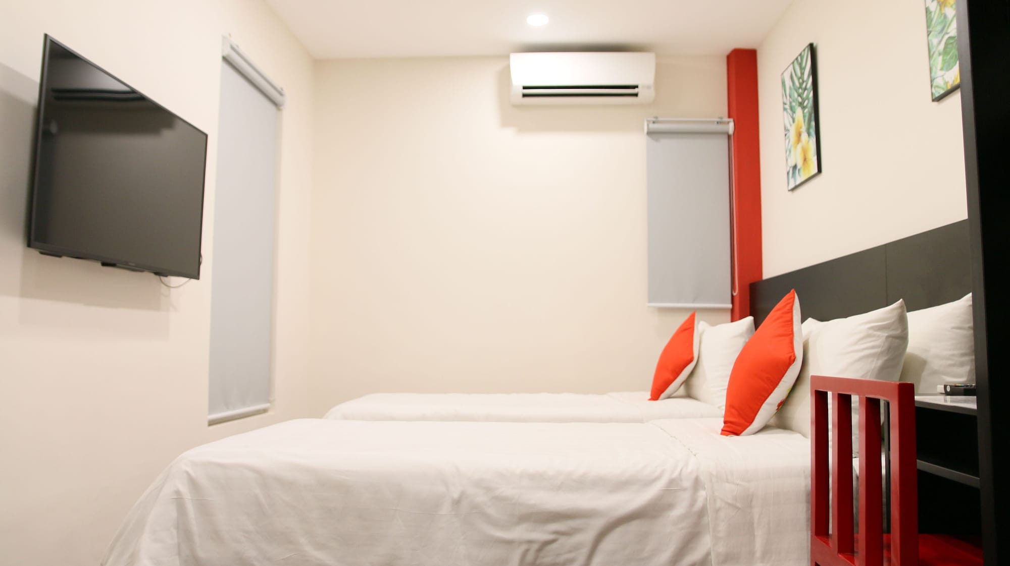 SUPERIOR, DOUBLE OR TWIN BED