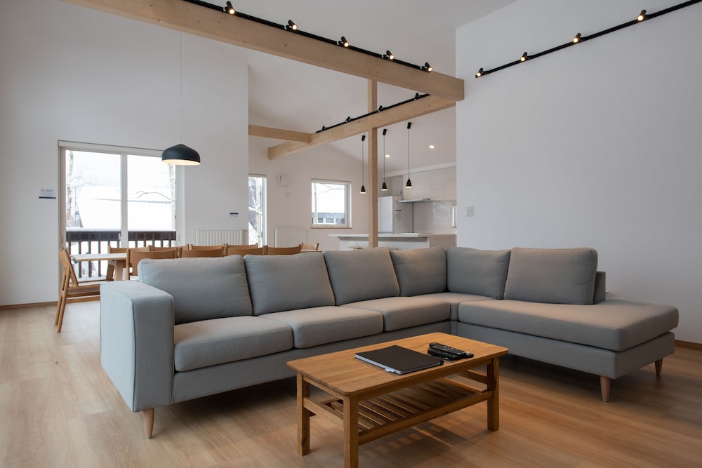 Country Resort Niseko (ex The Chalets at Country Resort) 57/77