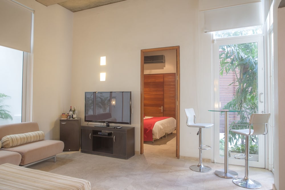 CASA CLAVER LOFT BOUTIQUE HOTEL 50/68