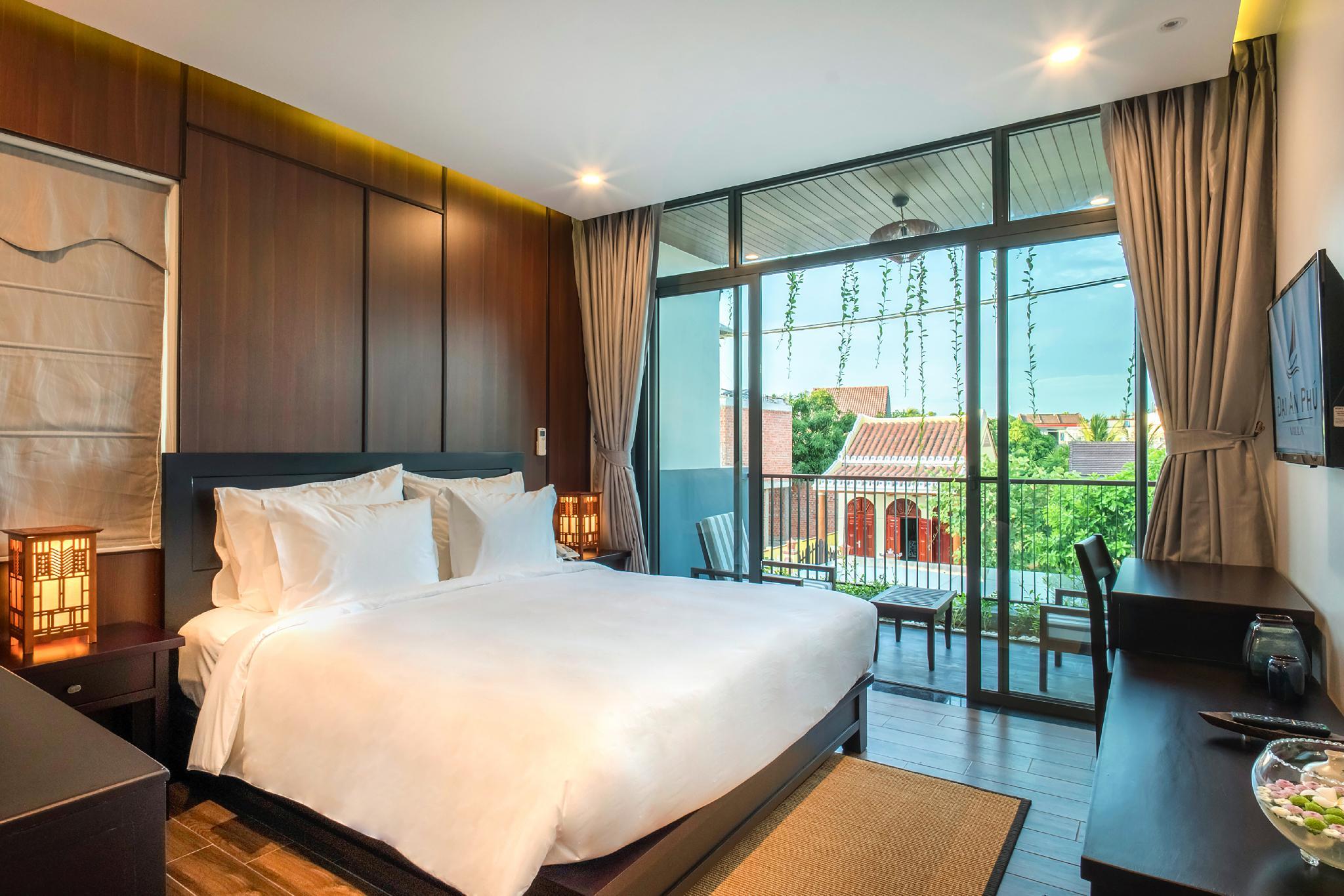 Room, Double Bed, Pool View