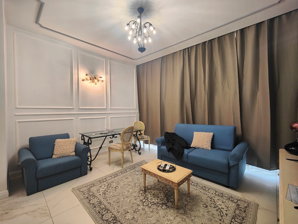 APARTHOTEL DEI MERCANTI 40/67