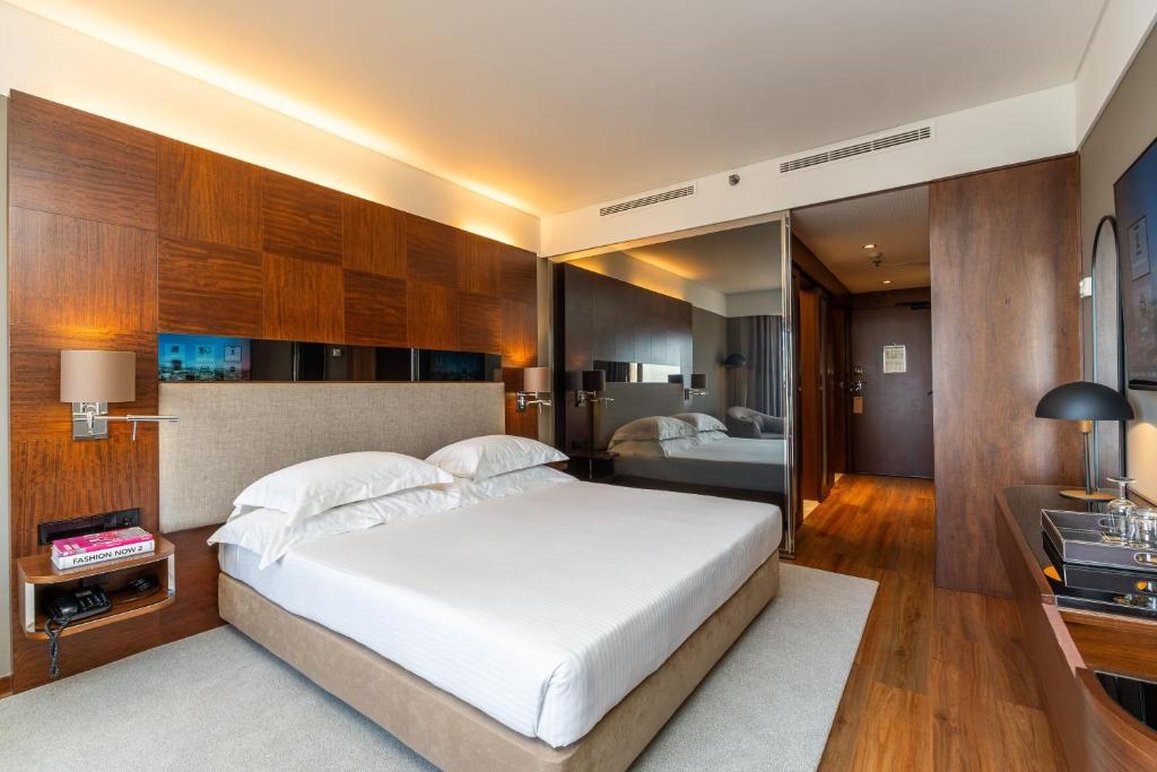 Porto Palacio Hotel By The Editory 21/79