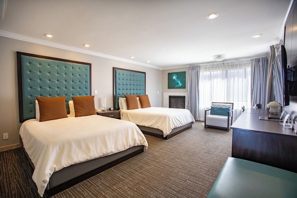 ROOM, 2 QUEEN BEDS