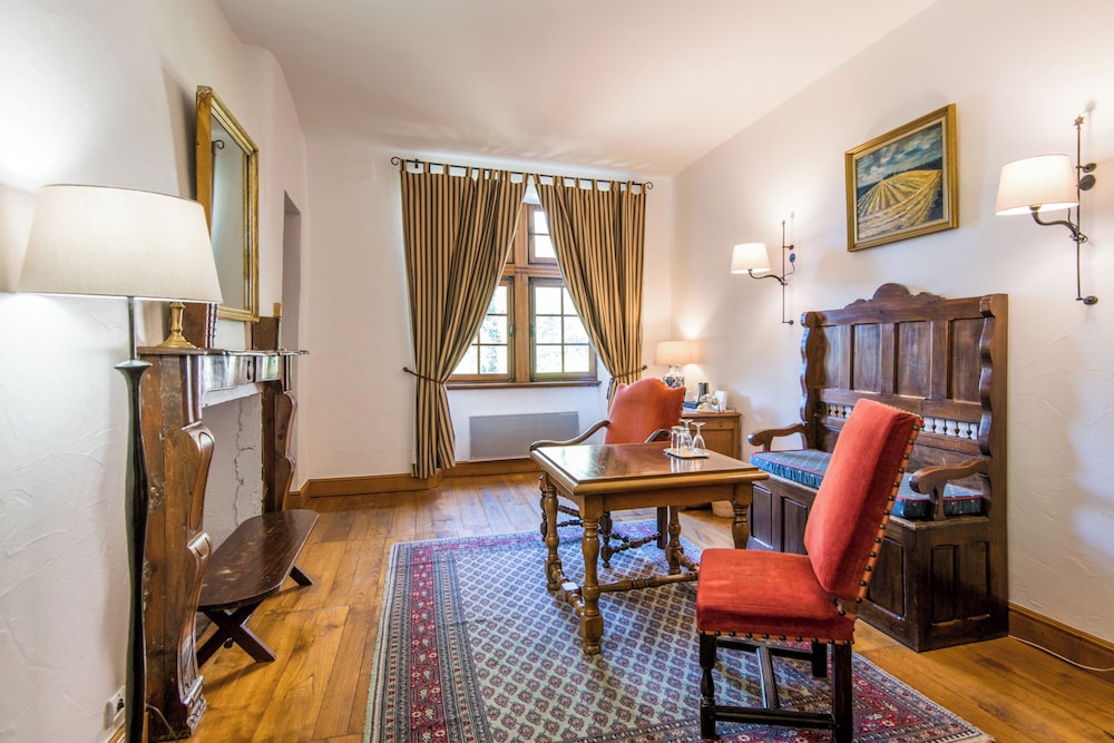 Chateau De La Caze 33/50