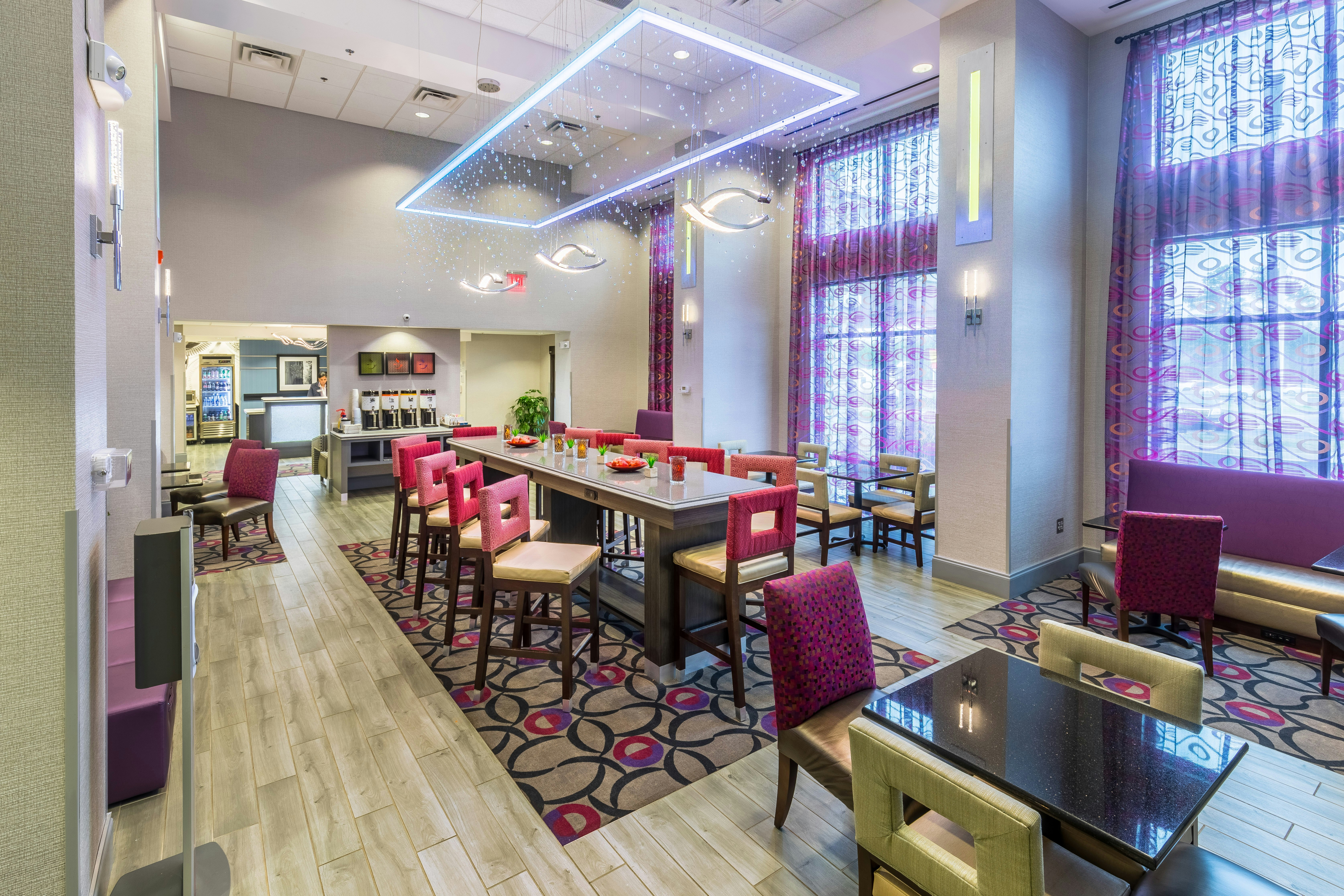 Hampton Inn Suites Dublin 38/50