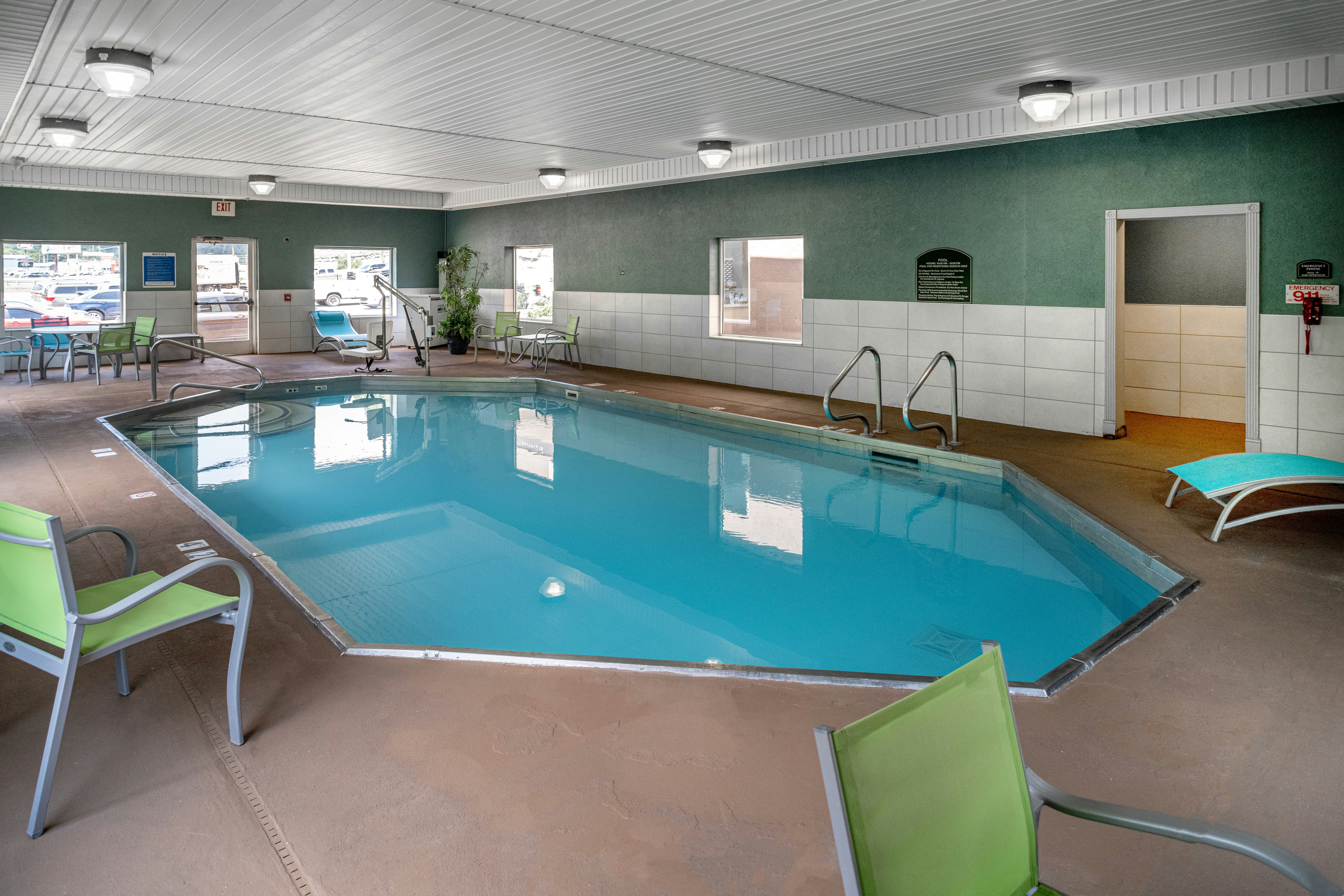 Holiday Inn Express Hotel & Suites Pikeville 34/44