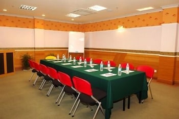 Megah D Aru Hotel Tanjung Aru Kota Kinabalu 43/50