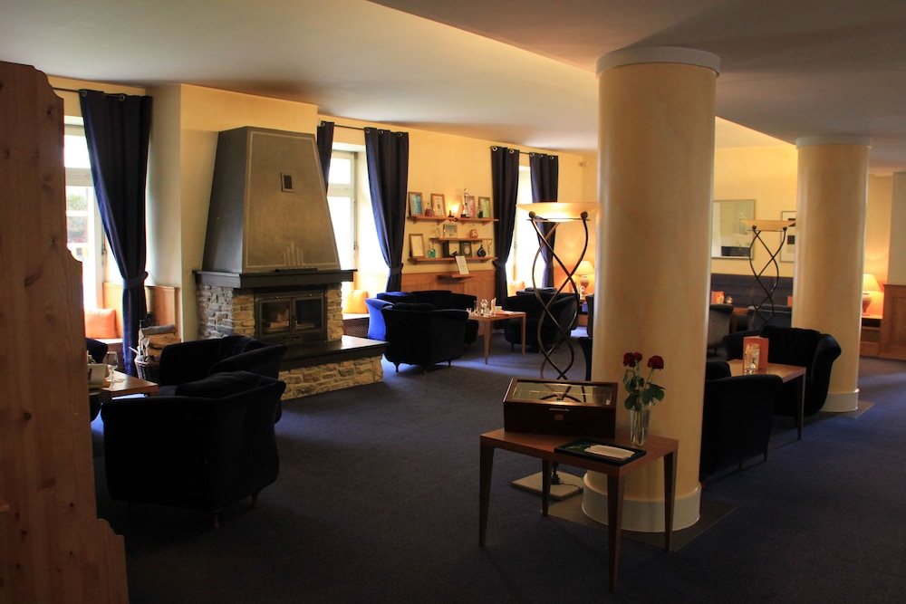 Thermal Hotels And Walliser Alpentherme Leukerbad 61/77