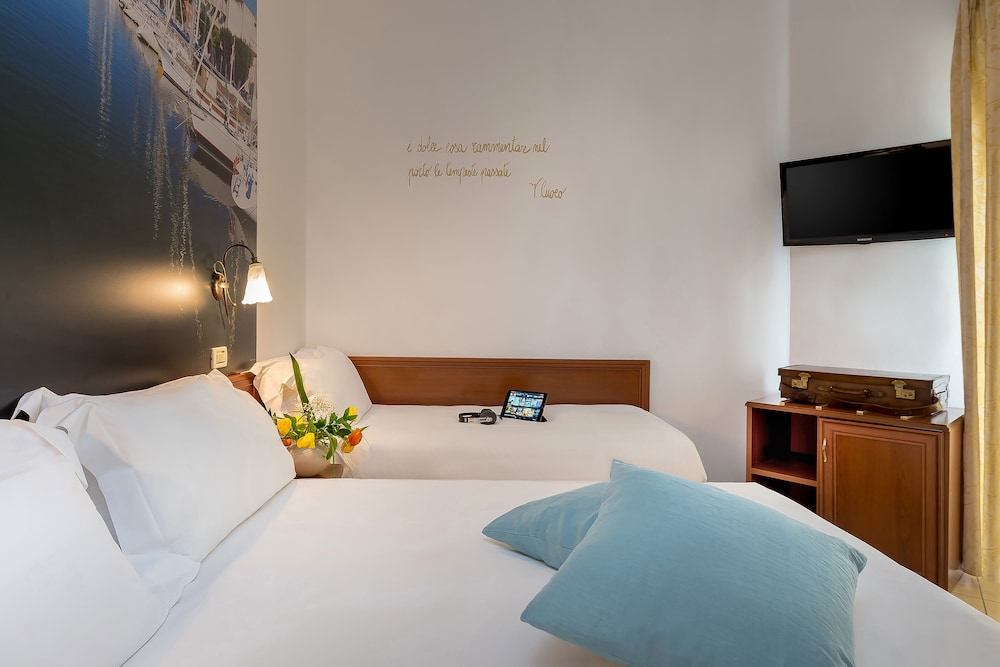 Hotel Sovrana 15/50