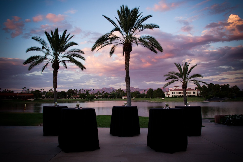The McCormick Scottsdale 12/90