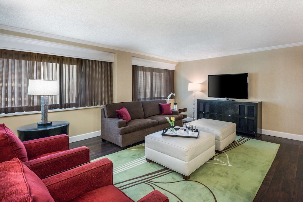 Sonesta Los Angeles Airport LAX 26/50