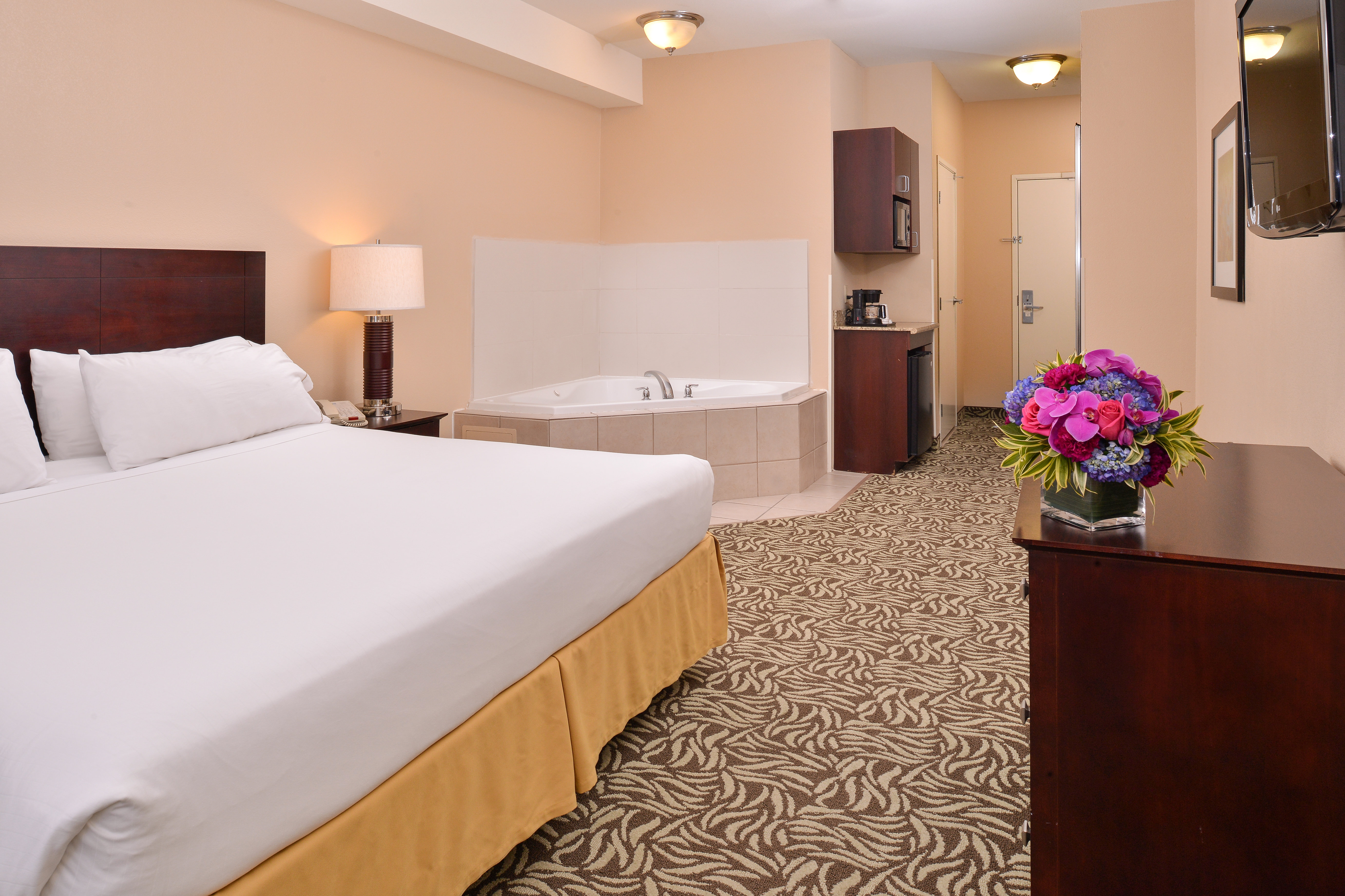 Holiday Inn Express Hotel And Suites Fresno River Park Hwy 41 18/50
