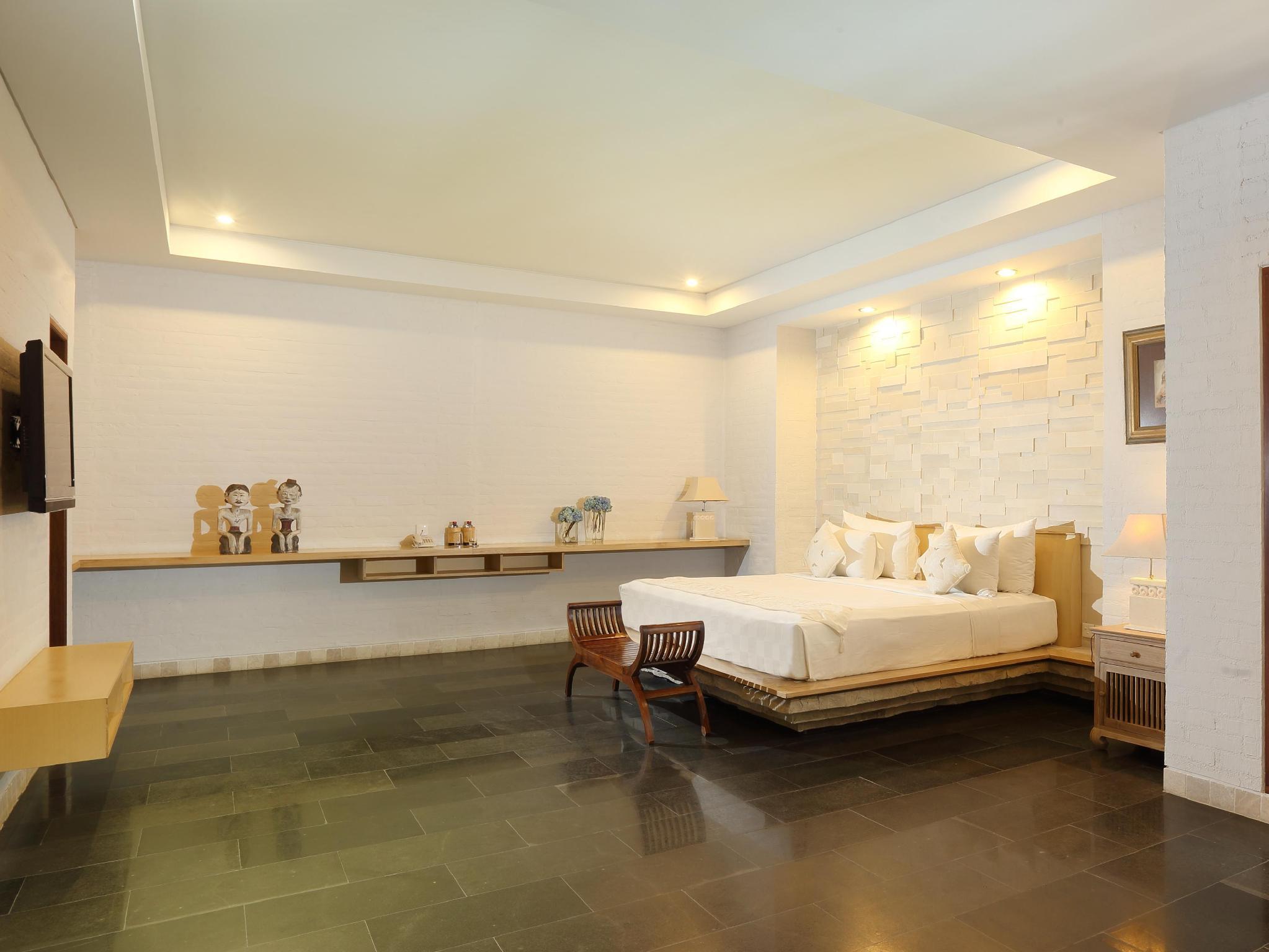 2 Bedrooms, Grand, Suite, 2 Double Beds, Pool Terrace