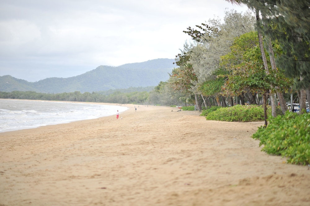 Peppers Beach Club & Spa Palm Cove 43/50