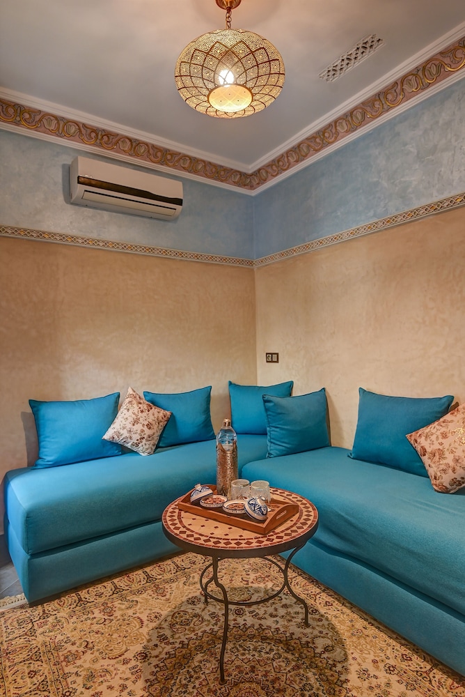 Riad Les Oliviers 32/60