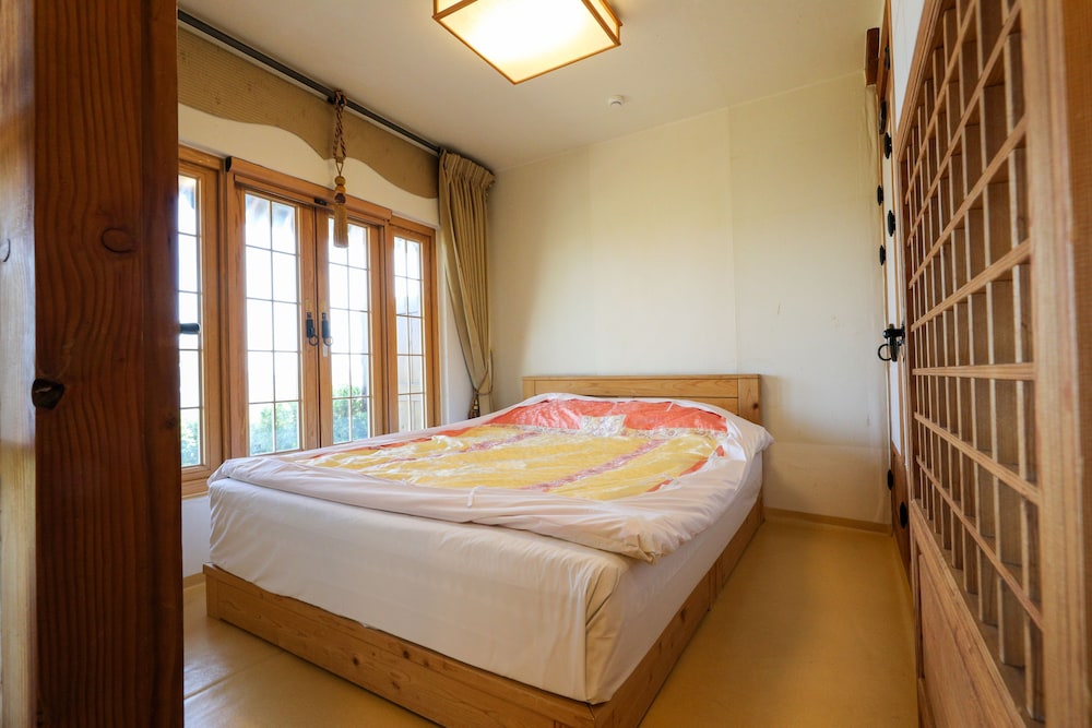 Hanok Hotel Odongjae 13/43