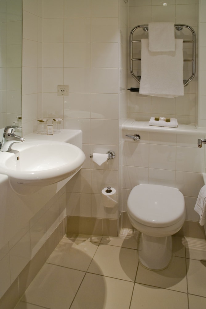 Britannia Airport Hotel Manchester 47/50