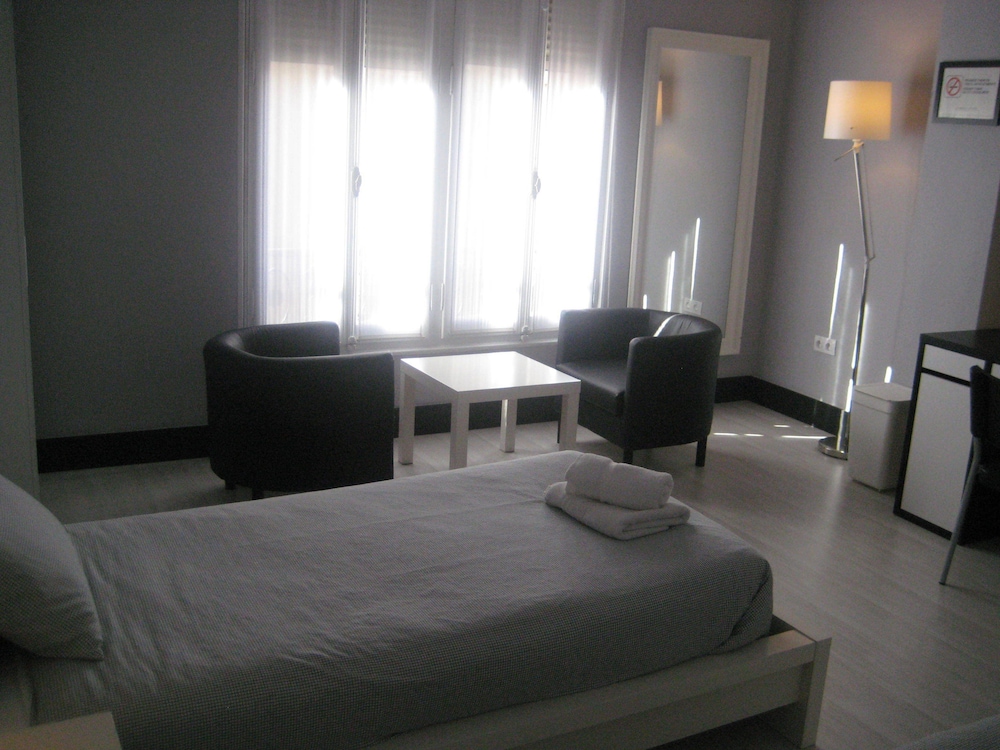 B&B Hi Valencia Canovas 25/60