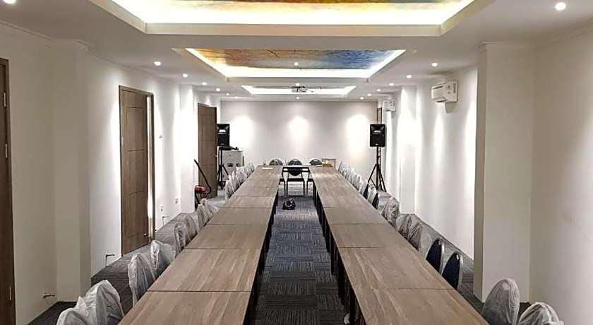 Kaloka Airport Hotel 39/50