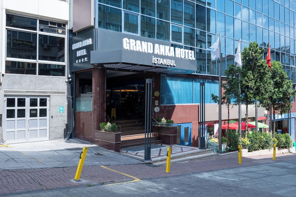 Grand Anka Hotel 63/68