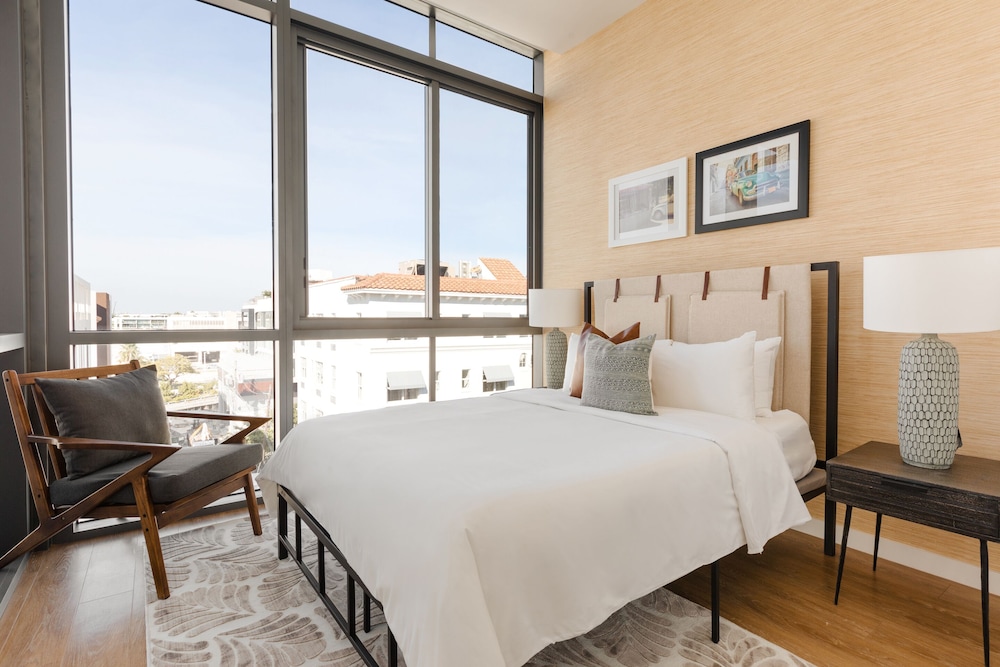 Sonder | 17WEST 34/78